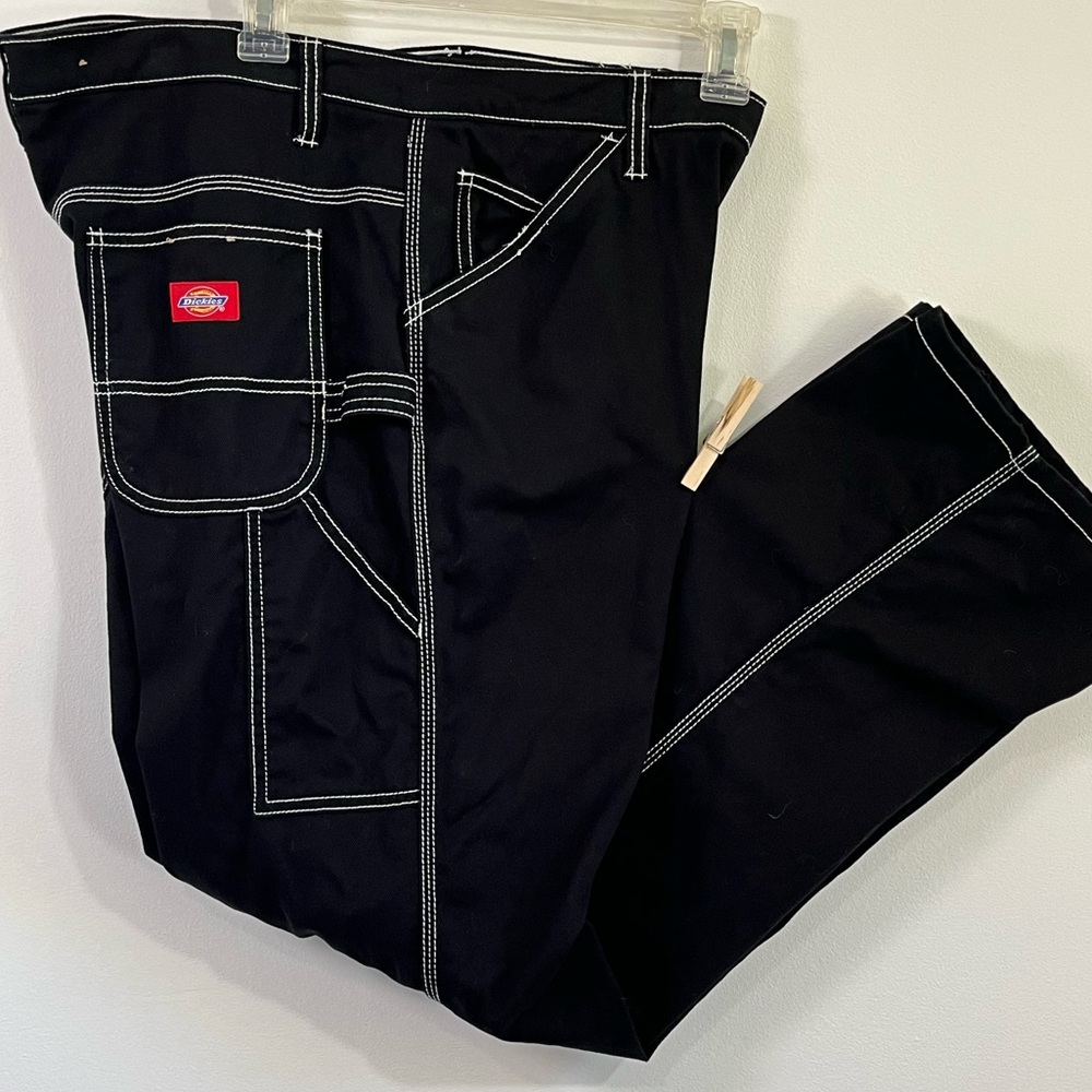 Dickies Relaxed Straight Leg Carpenter Pants  Contrasting stitch